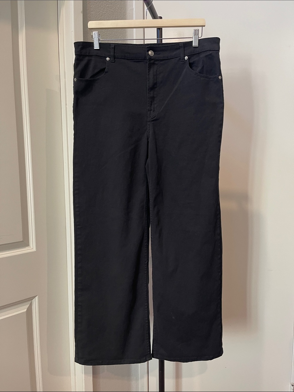 DIVIDED H&M Black Women’s Wide-Leg Jeans NWT
